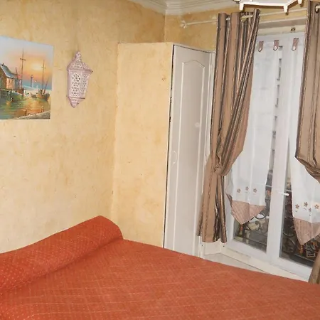 Hotel Le Petit Trianon